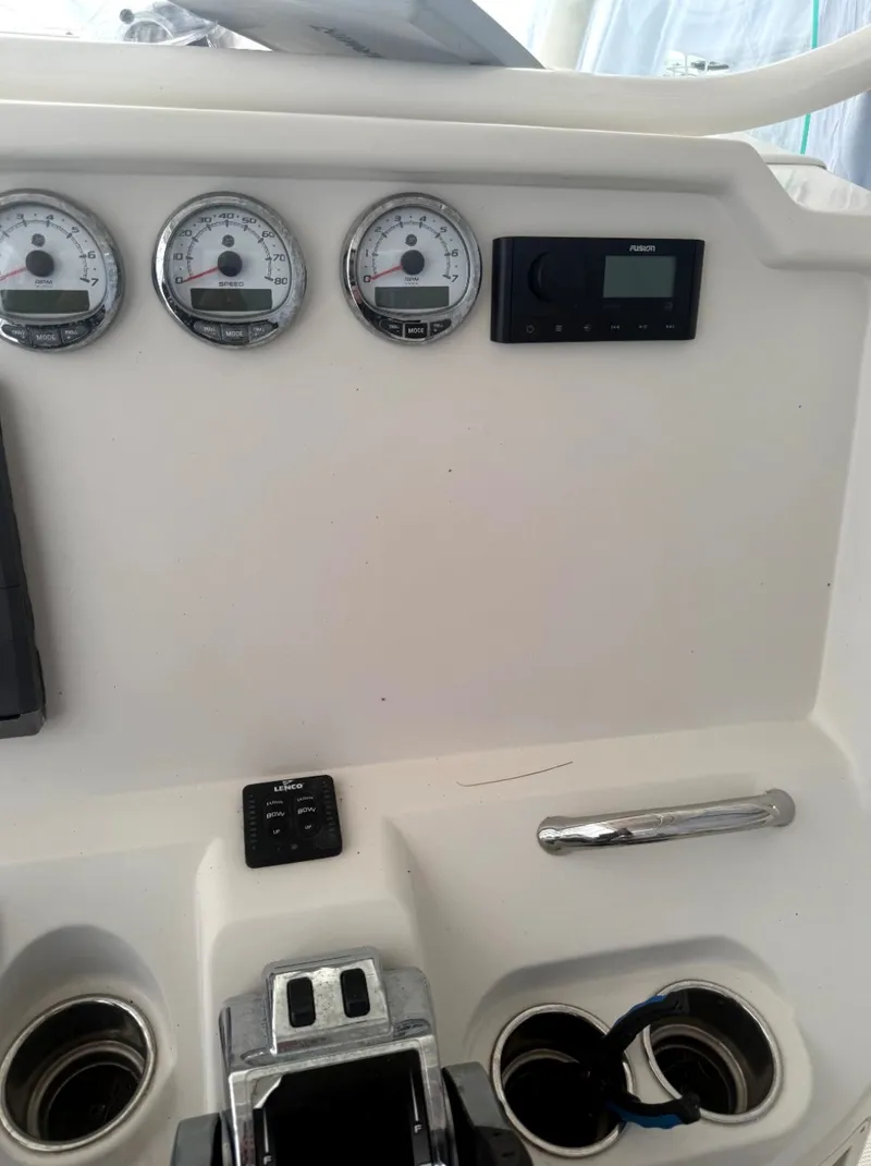 Slide: The Image of Sailfish 270 CC 2013 - 7