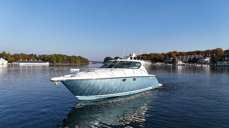 Slide: The Image of Tiara 4300 Sovran 2006 - 74