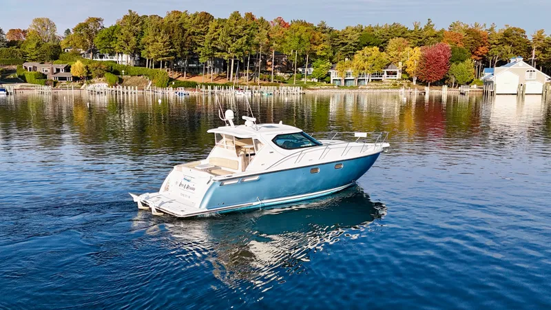 Slide: The Image of Tiara 4300 Sovran 2006 - 73