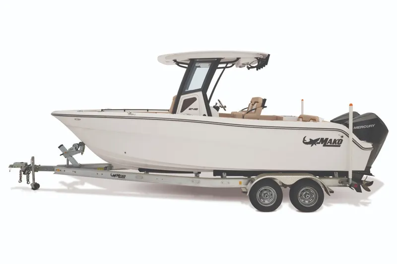The Image of Mako 246 Center Console 2027 - 0