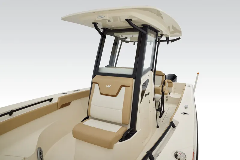 Slide: The Image of Mako 246 Center Console 2027 - 13