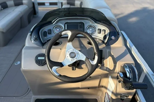 Slide: The Image of Steering console of 2020 Sun Tracker SportFish 22 XP3 pontoon boat. - 34