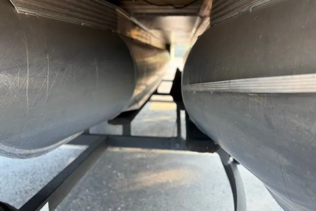 Slide: The Image of Underneath view of a 2020 Sun Tracker SportFish 22 XP3 pontoon boat. - 44