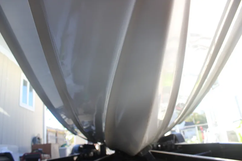 Slide: The Image of Close-up view of the hull of a 2001 Formula 353 FASTech boat. - 4