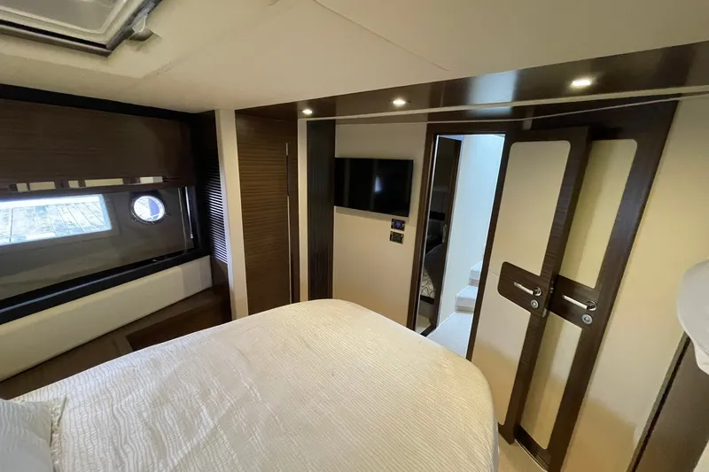 Slide: The Image of VIP/GUEST STATEROOM LOOKING AFT TO ENTRYWAY DOOR FROM COMPANIONWAY - 59