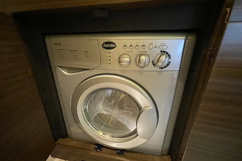 Slide: The Image of SPLENDID WASHER/DRYER COMBO - 43