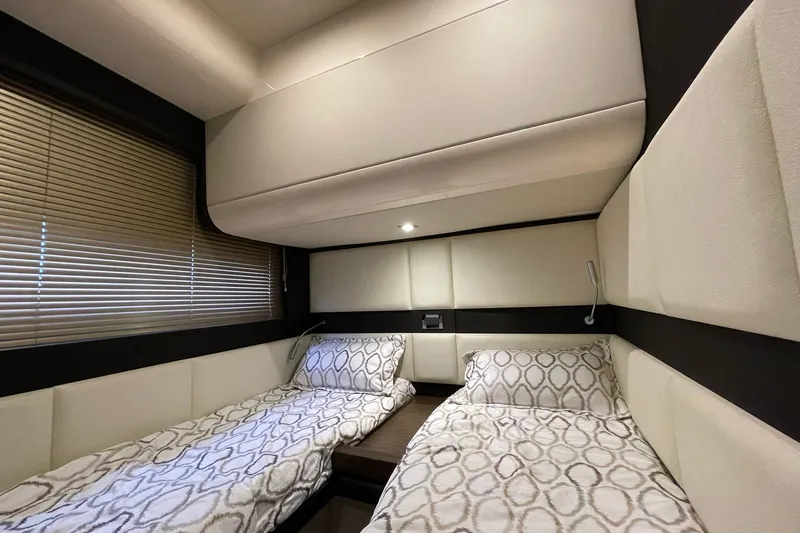 Slide: The Image of Azimut 55S 2016 - 65