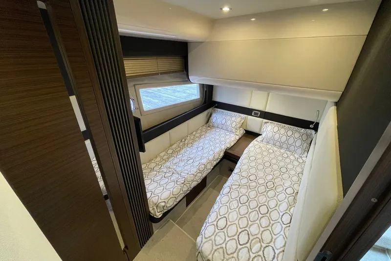 Slide: The Image of THIRD STATEROOM OVERVIEW - 60