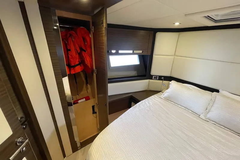 Slide: The Image of VIP/GUEST STATEROOM CLOSET TO PORT - 57