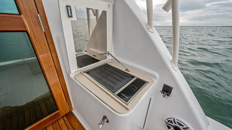 Slide: The Image of Cockpit Grill Station and View - 39