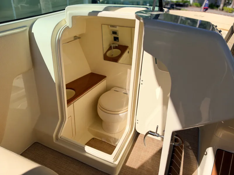 Slide: The Image of Chris-Craft Launch 28 GT OB 2019 - 66
