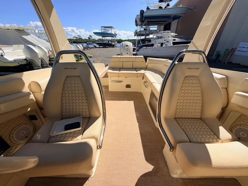 Slide: The Image of Chris-Craft Launch 28 GT OB 2019 - 55
