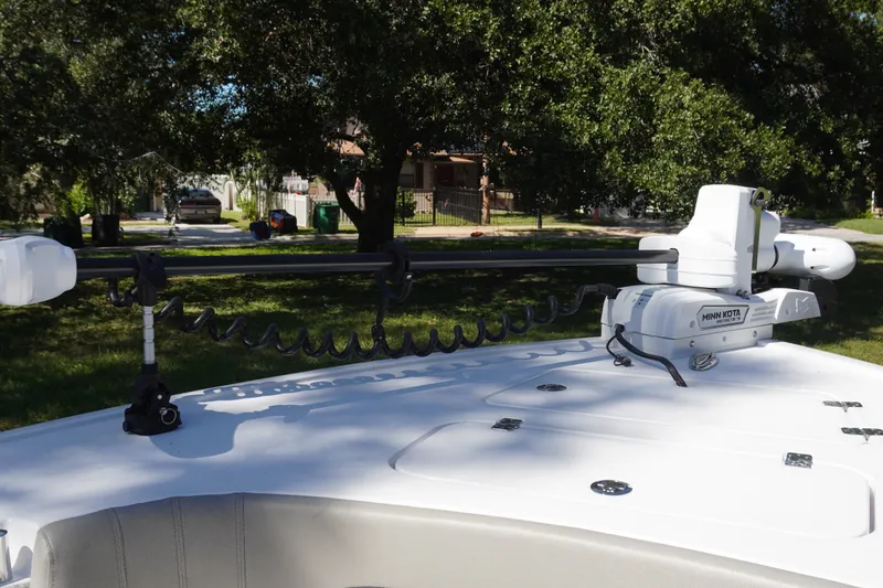 Slide: The Image of 2024 Sportsman Masters 267OE Bay Boat with Minn Kota trolling motor on deck. - 42