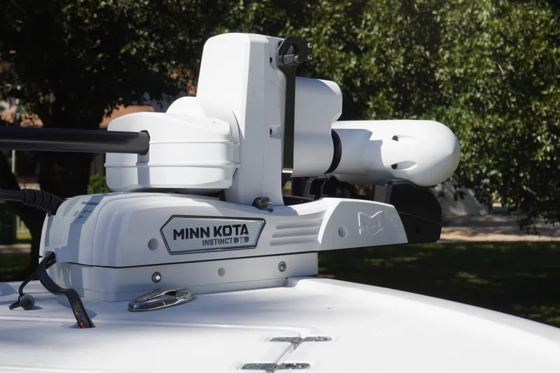 Slide: The Image of Minn Kota Instinct trolling motor on 2024 Sportsman Masters 267OE Bay Boat. - 43