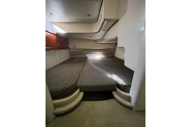 Slide: The Image of Guest stateroom - 15