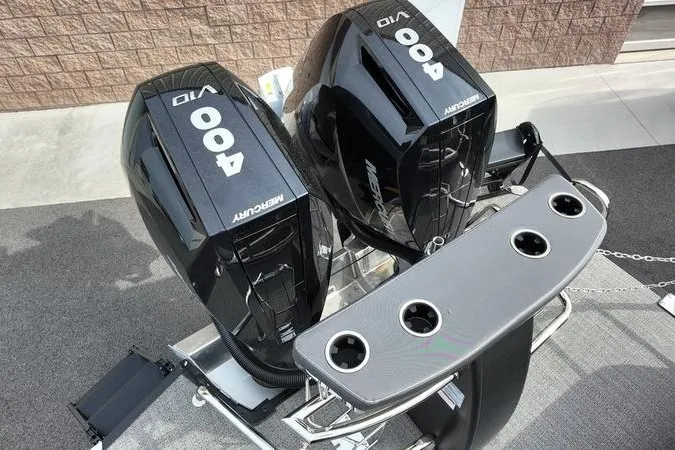 Slide: The Image of Twin Mercury 400 V10 engines on a 2025 Barletta LUSSO 25UCAT boat. - 23