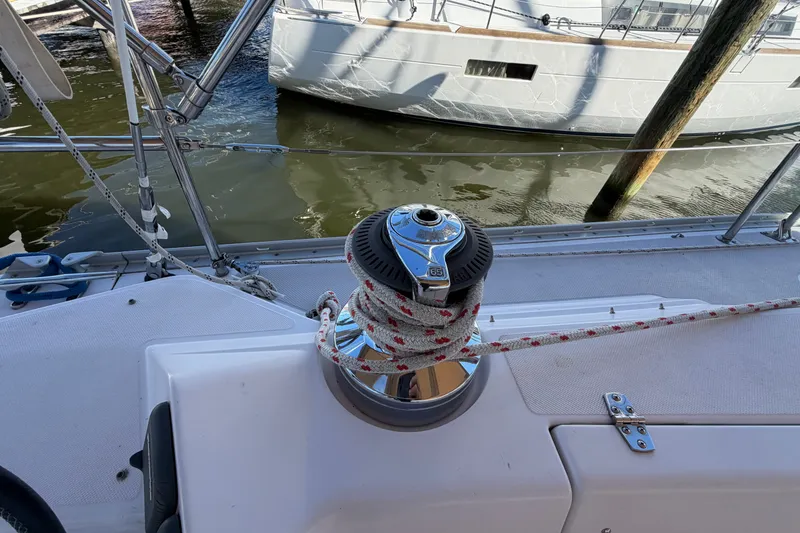 Slide: The Image of Sailboat deck with winch and rope, Catalina 445, 2014 model. - 24