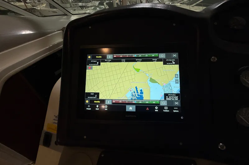 Slide: The Image of Garmin GPS navigation screen on 2004 Cruisers Yachts 405 Express Motoryacht. - 28