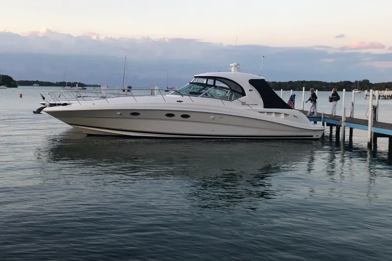 The Image of Sea Ray 420 Sundancer 2004 - undefined