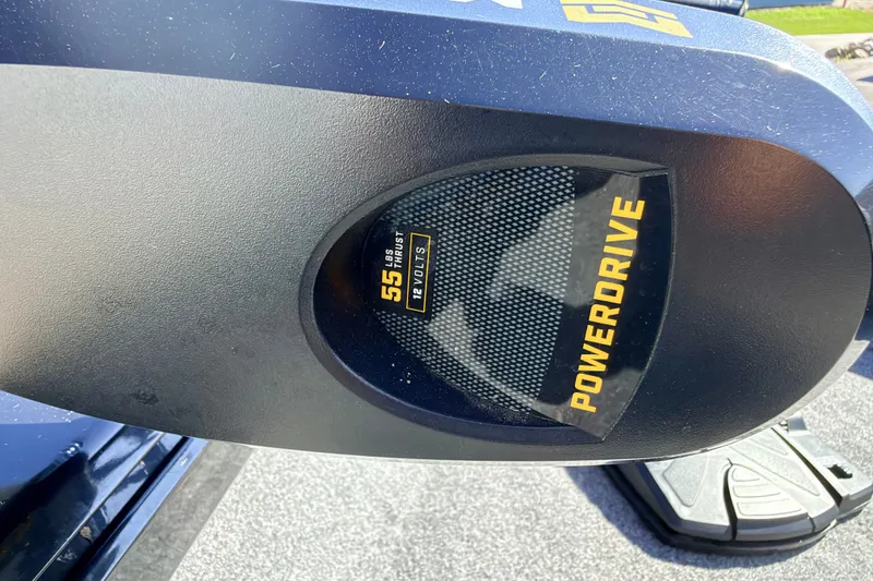 Slide: The Image of 2023 Ranger VS1665T PowerDrive motor, 55 lbs thrust, 12 volts, close-up view. - 59