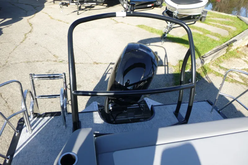 Slide: The Image of Premier 210 Sunsation RL - CL 2027 boat with outboard motor and deck view. - 21