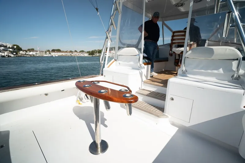 Slide: The Image of The image shows the deck of a 2017 Lightning Custom Yachts 37 Express Sportfish. - 19