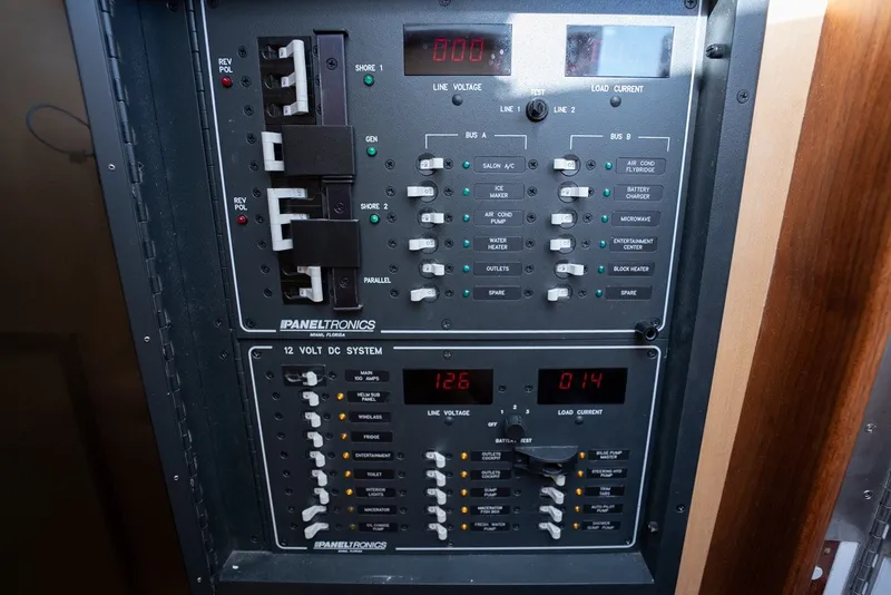 Slide: The Image of Electrical panel system on a 2017 Lightning Custom Yachts 37 Express Sportfish. - 43