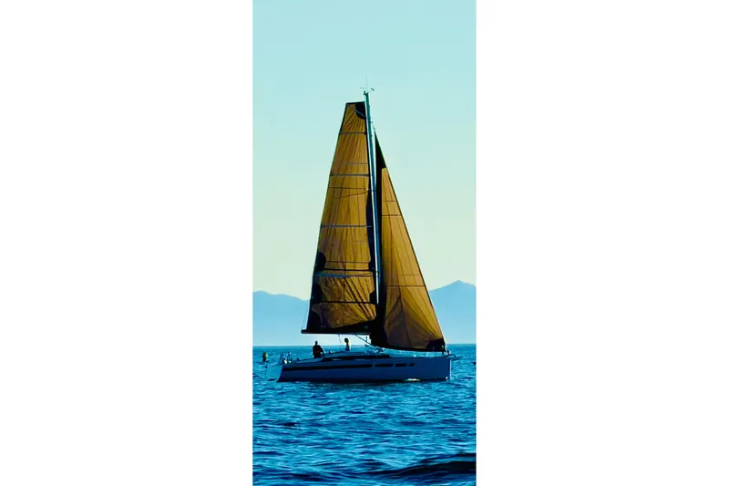 Slide: The Image of Velero Jeanneau Sun Odyssey 349 2024 en mar abierto. - 7