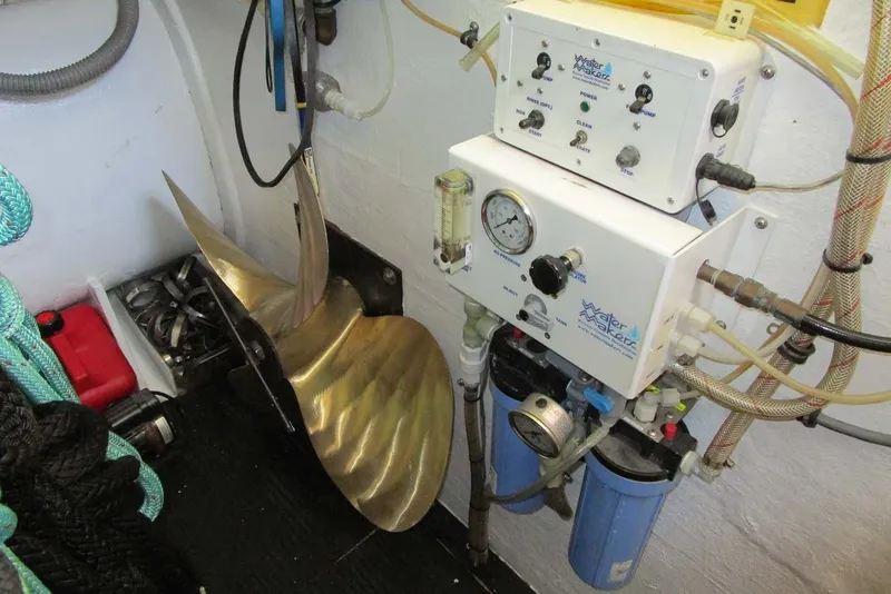 Slide: The Image of Engine room of 2006 Neptunus 56 Flybridge with propeller and water filtration system. - 71
