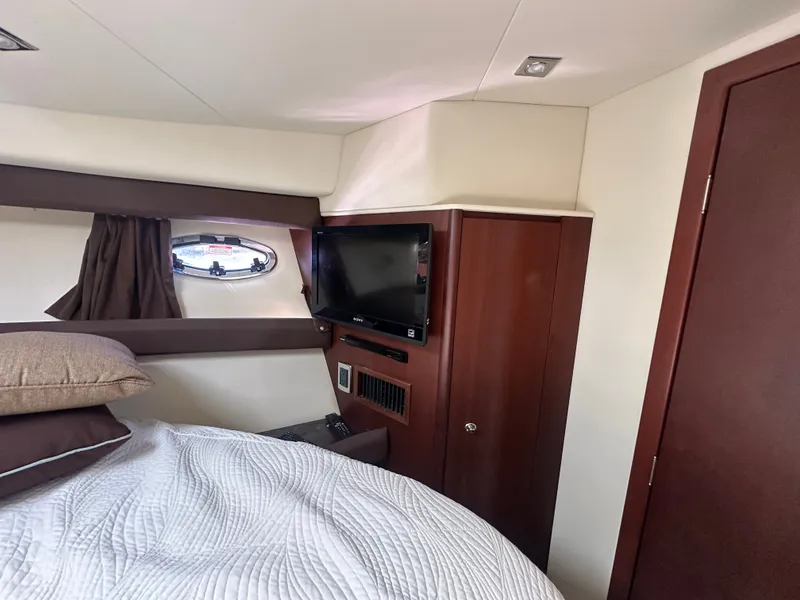 Slide: The Image of Meridian 341 Sedan 2012 - 20