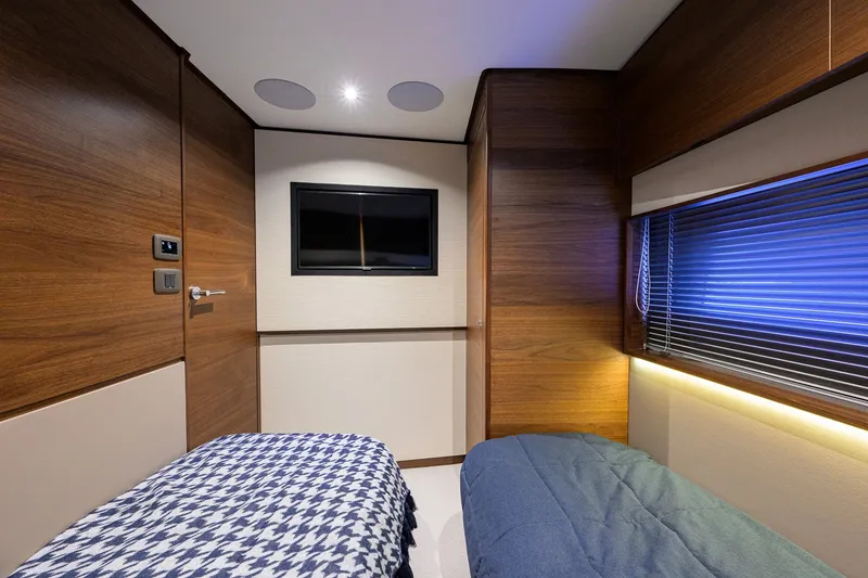 Slide: The Image of Boat photo - 28