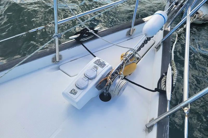 Slide: The Image of Deck of 2001 Beneteau Oceanis Clipper 36 CC with rigging and winch details. - 7