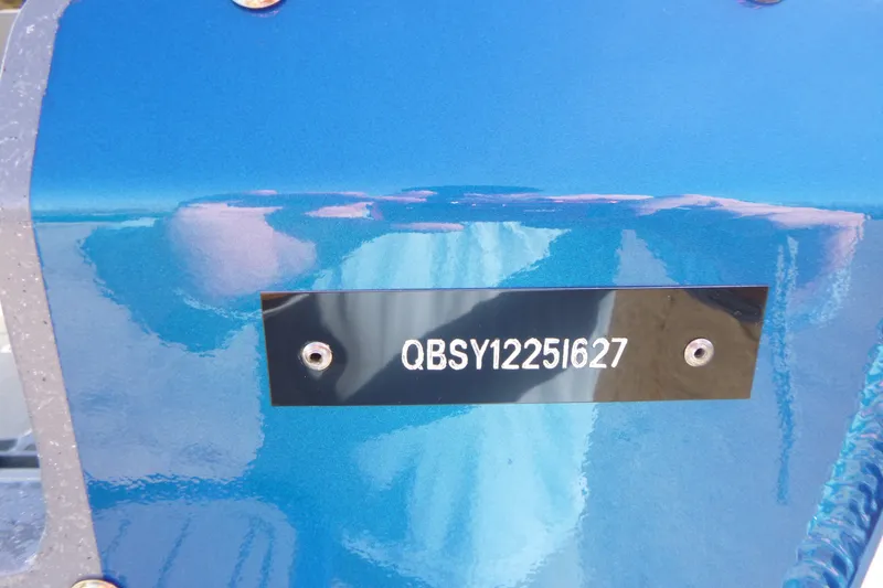 Slide: The Image of Blue KingFisher 2025 Escape boat with serial number QBSY1225I627, model year 2027. - 25