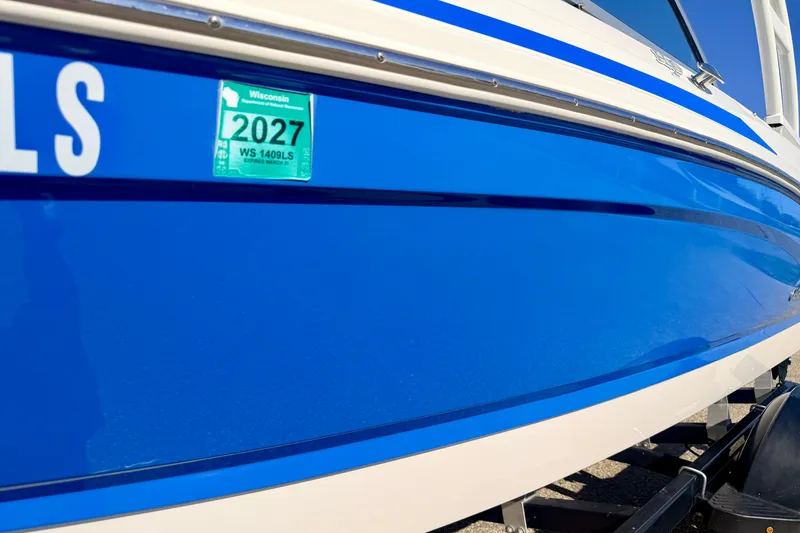 Slide: The Image of 2017 Chaparral 19 Sport H2O boat with Wisconsin registration sticker. - 9