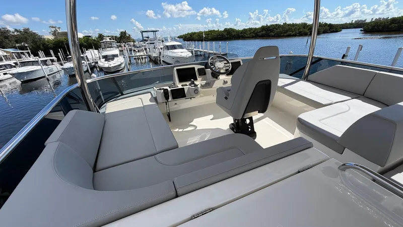 Slide: The Image of Flybridge Helm with Seating Area - 47