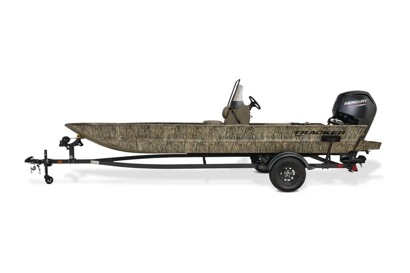 The Image of Tracker Grizzly 1860 CC 2027 - 0