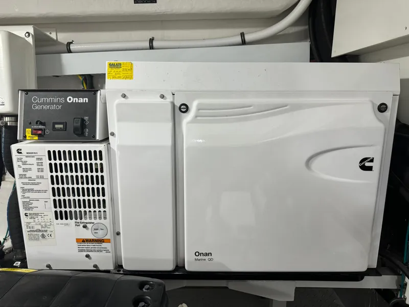 Slide: The Image of Cruisers 60 Fly 2021 - 65