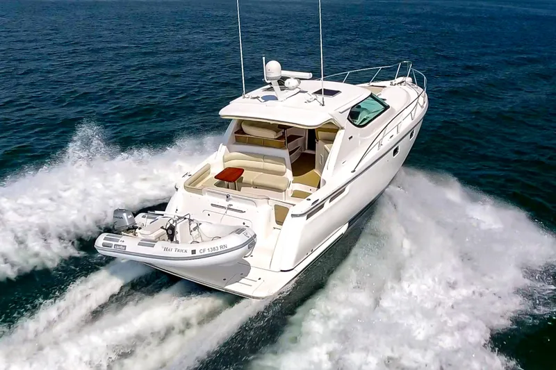 Slide: The Image of Tiara 4300 Sovran 2008 - 3