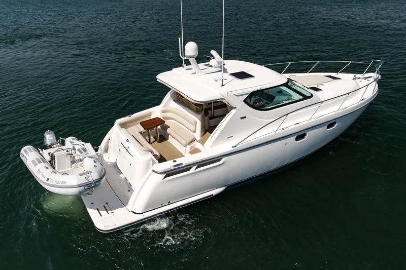 Slide: The Image of Tiara 4300 Sovran 2008 - 15