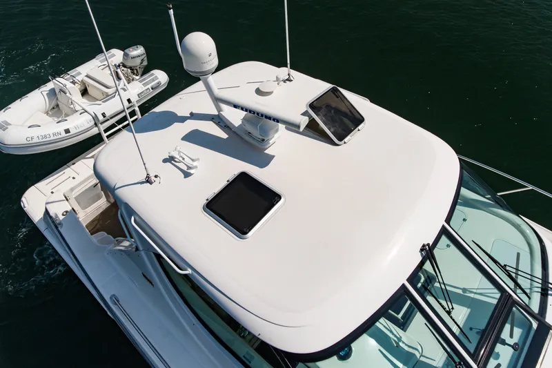 Slide: The Image of Tiara 4300 Sovran 2008 - 36