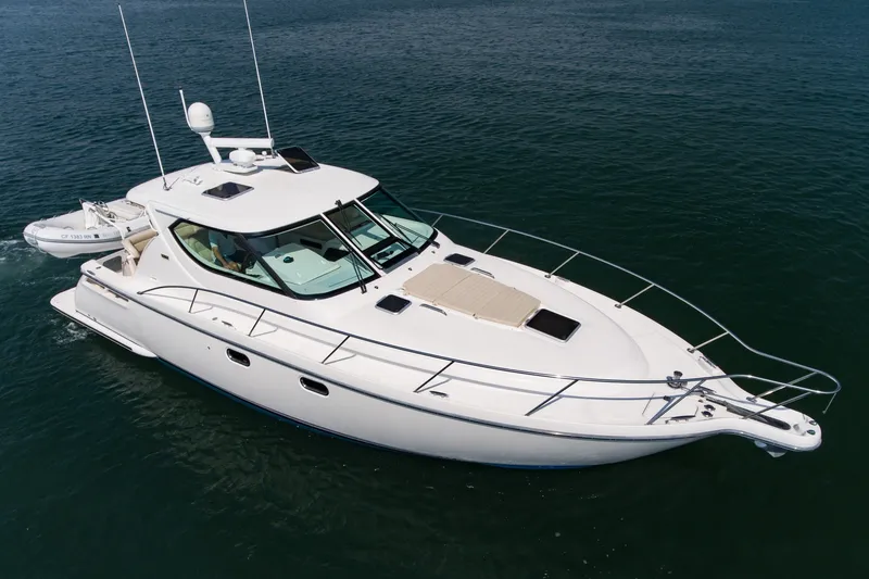 Slide: The Image of Tiara 4300 Sovran 2008 - 12