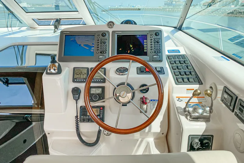 Slide: The Image of Tiara 4300 Sovran 2008 - 26