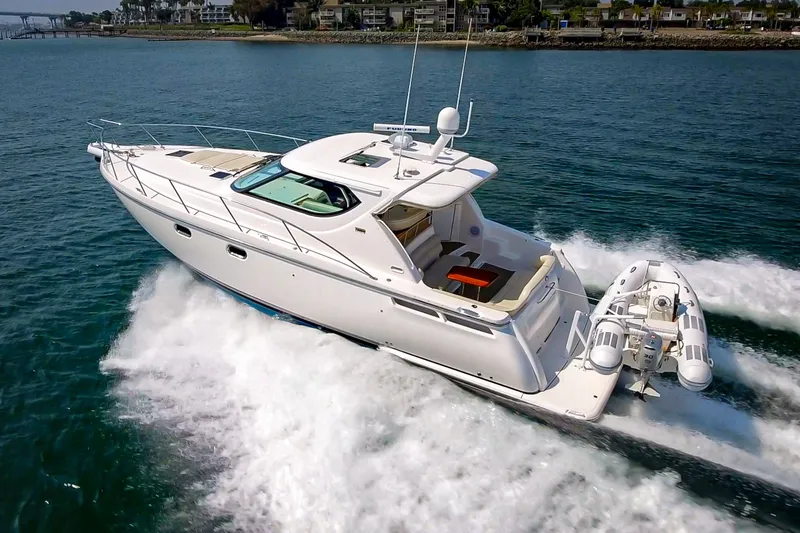 Slide: The Image of Tiara 4300 Sovran 2008 - 2