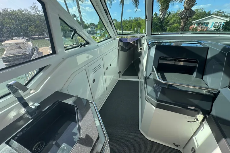 Slide: The Image of 2022 Formula 400 Super Sport Crossover interior with sleek design and modern amenities. - 27
