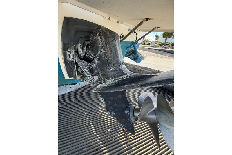 Slide: The Image of Close-up of a 2001 Austin Parker 2510DV boat propeller and stern drive. - 29