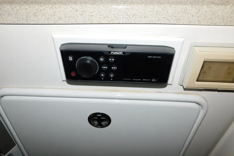 Slide: The Image of Fusion MS-UD755 stereo system in 2004 Regal Commodore 3860 boat interior. - 31