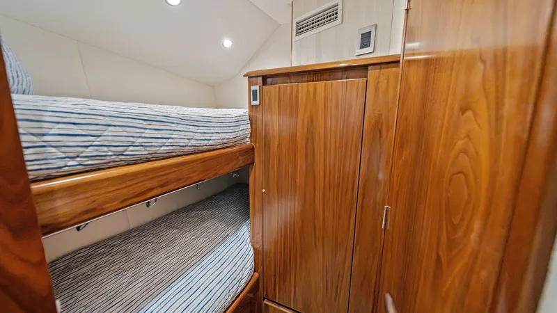 Slide: The Image of Guest Cabin with Bunk Beds - 19