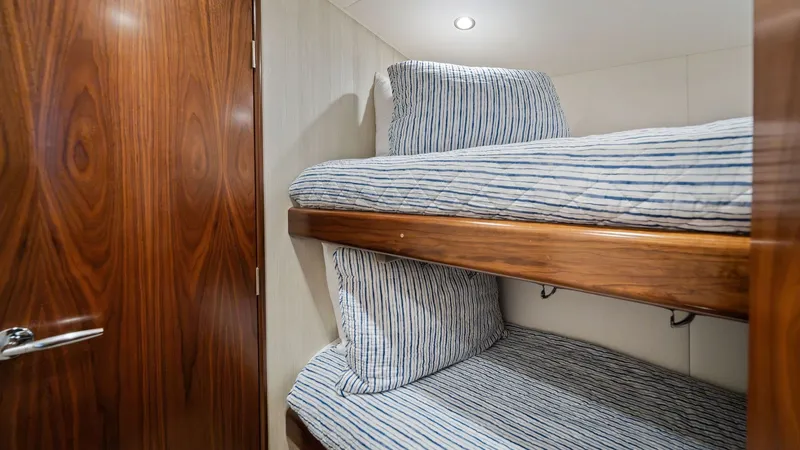 Slide: The Image of Guest Stateroom with Bunk Beds - 20