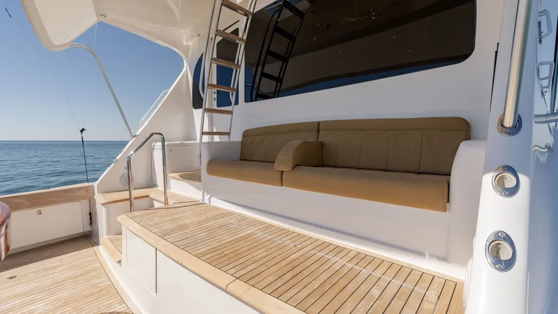 Slide: The Image of 2015 Viking 76 Enclosed Bridge- CHULA- Cockpit - 59