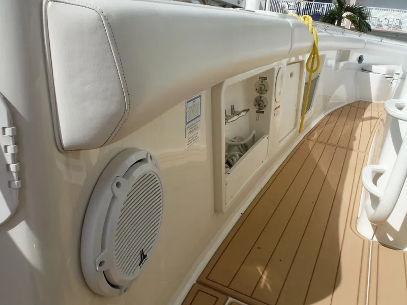 Slide: The Image of Boston Whaler 370 Outrage 2014 - 62